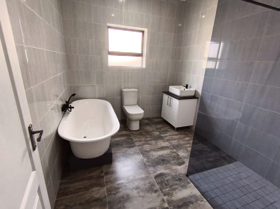 3 Bedroom Property for Sale in Island View Western Cape
